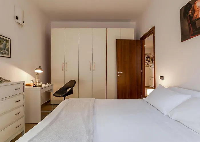 Piramide Metro & Ostiense Station Comfort Apartamento Roma